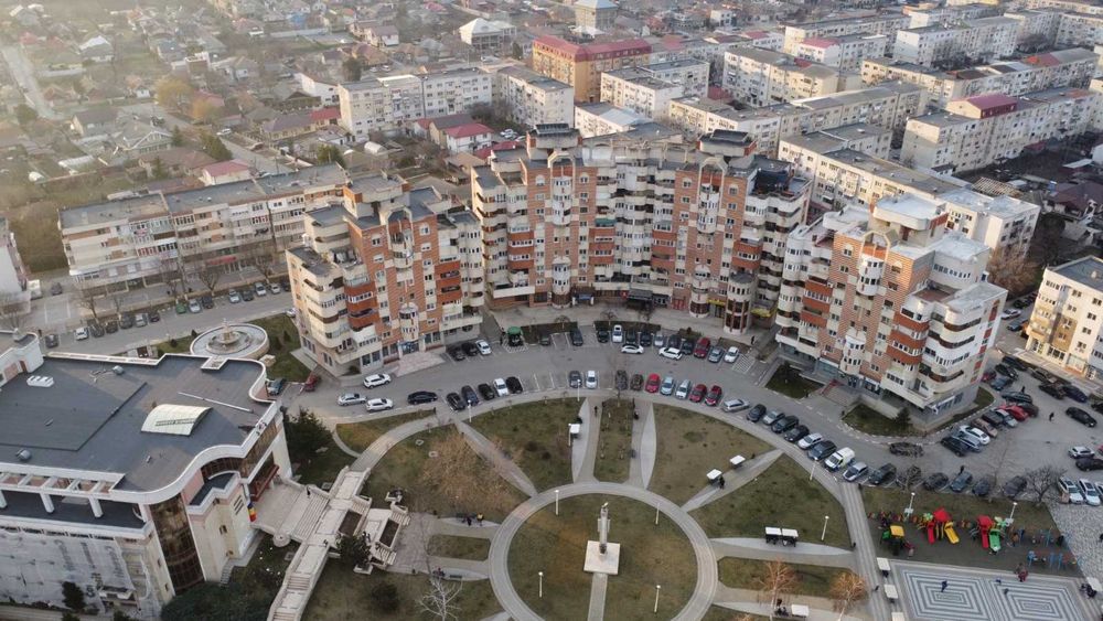 Apartament 3 camere de vanzare in Navodari