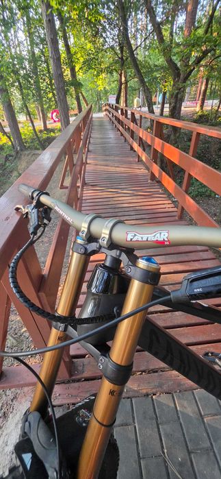 Bicicleta DownHill Canyon Sender CF 9.0, Cadru Marimea XL Vand Urgent