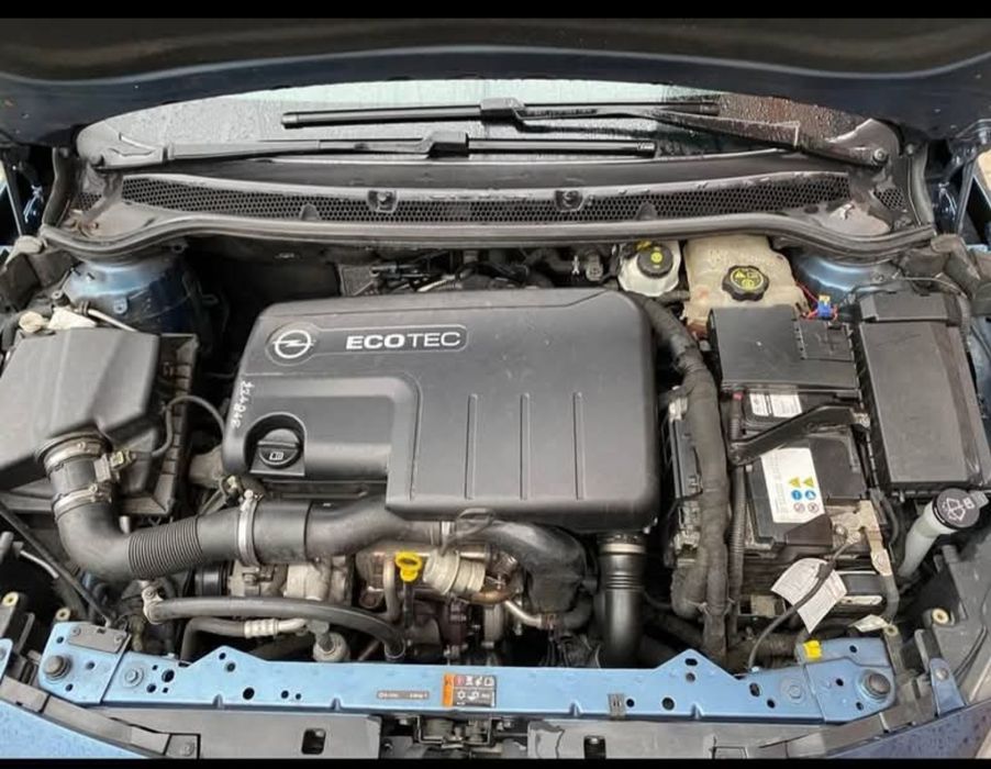 Opel Astra J 2014