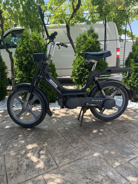 Vănd scuter Piaggio Bravo