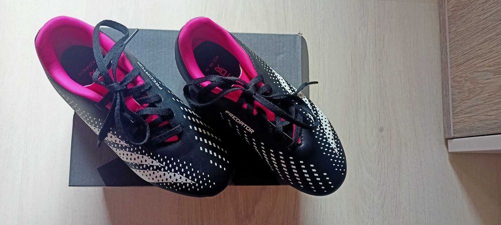 ##Adidas Predator Accuracy.4