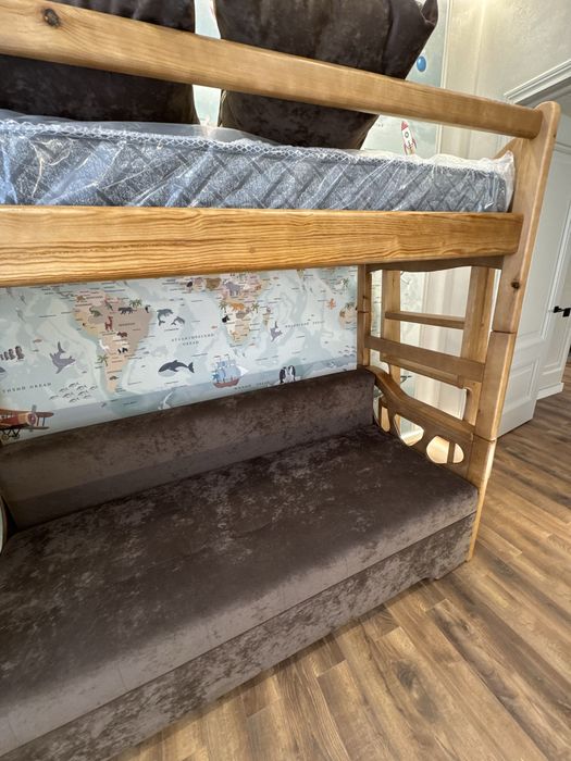 Кровать двухэтажная