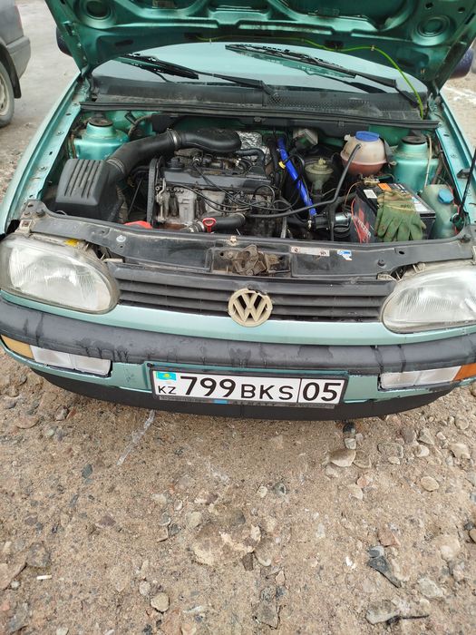 Продам гольф 3 1.8 автомат