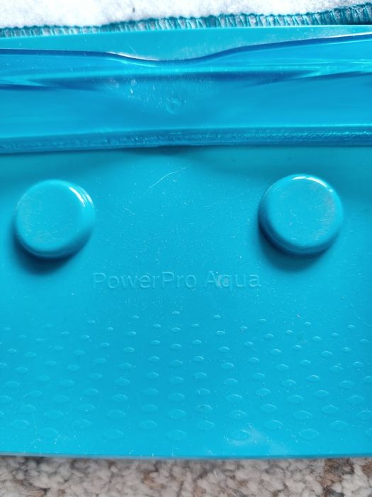 Безкабелна прахосмукачка Philips PowerPro Aqua