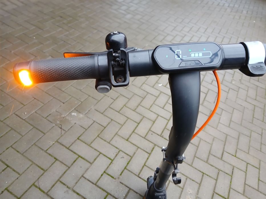 Vand trotinetă electrica ninebot e 2 pro