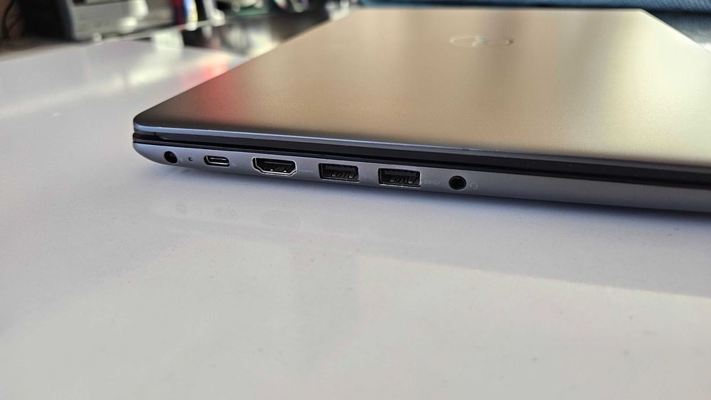 Dell 5481 Intel Quad Core i5/8GB DDR4/Nvidia 2GB/NVME 256GB+HDD 500GB