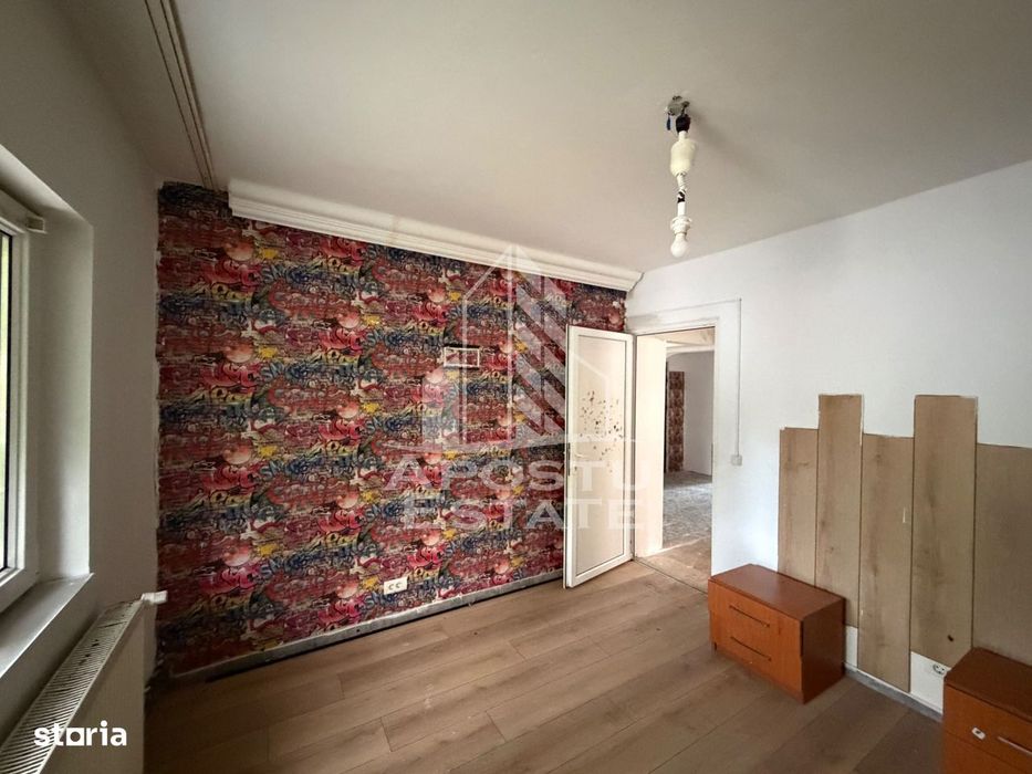 Apartament 3 camere decomandat et.P acces din strada Lipovei Timișoara