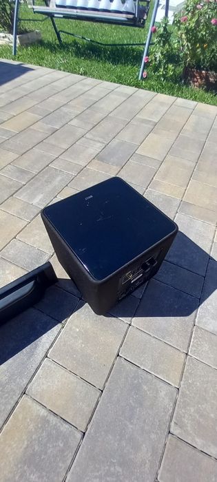 Soundbar cu subwoofer wireless KEF