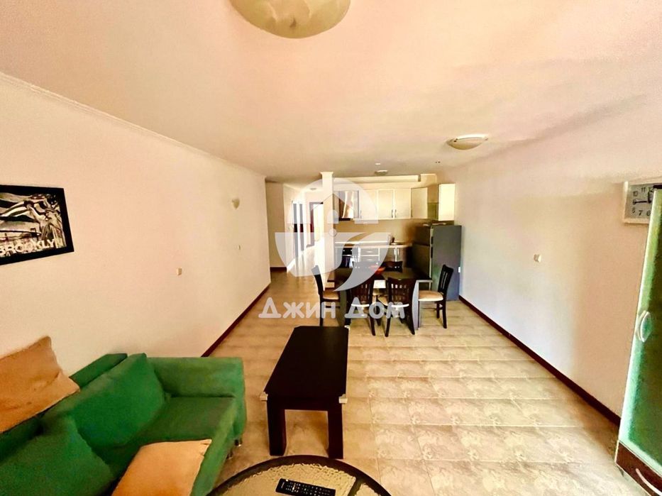 Продава се Тристаен апартамент в Свети Влас - 148 кв.м за 1676 €/кв.м - Снимка #2