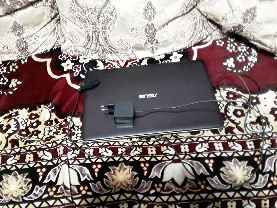 Продам ноутбук DESKTOR