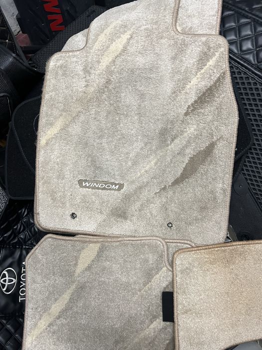 Продам полики винддом 30 кузов