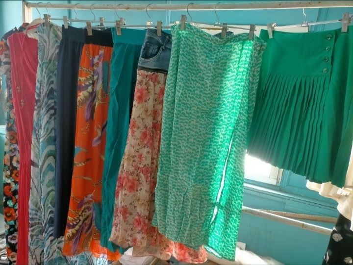 Продам женские вещи