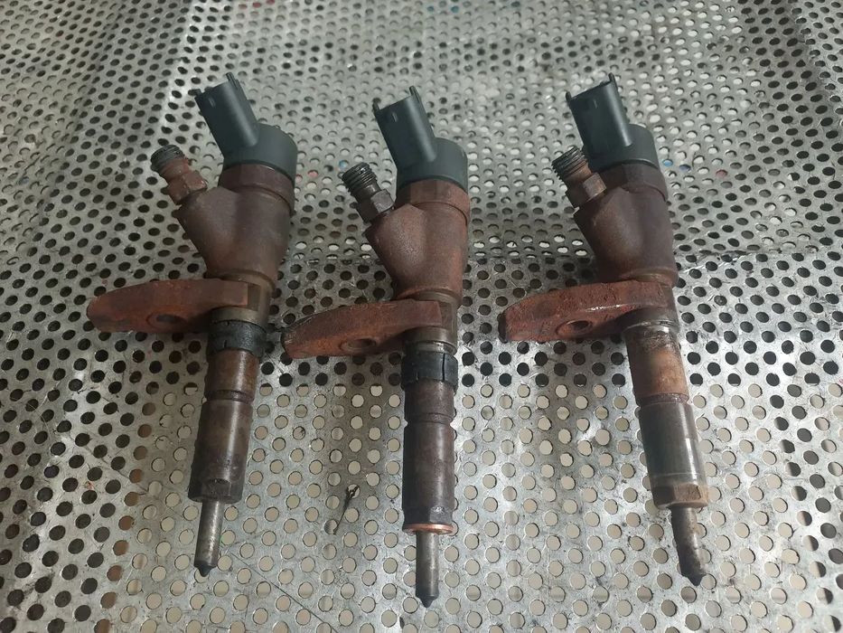 Injectoare Injector Peugeot 307 406 206 Partner Citroen C5 Xsara 2.0 Hdi 2.2 Hdi Motor RHR RHY Fiat