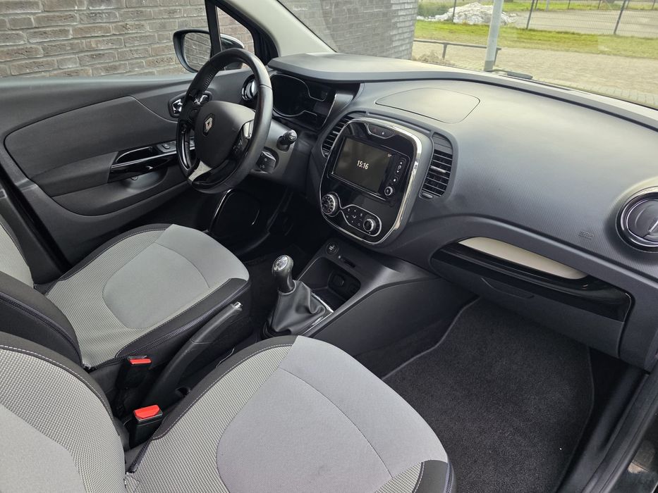 Renault Capture HellyHansen