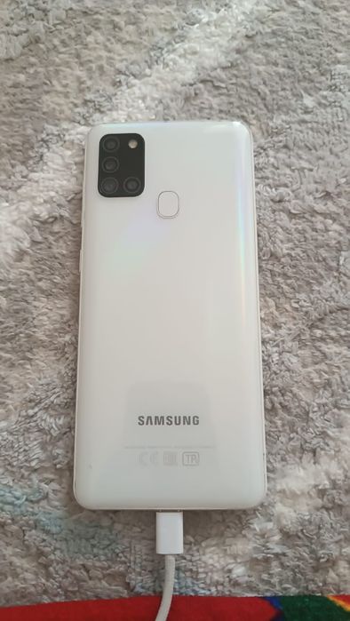 Продам самсунг а21с в идеале