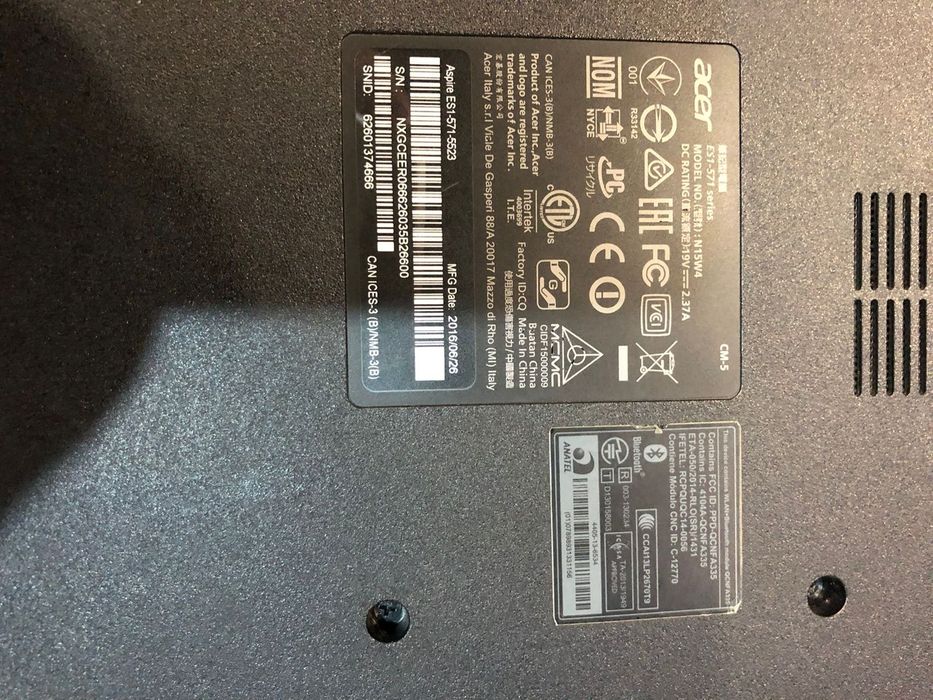 Продам ноутбук Acer Core i5 сумка мышка
