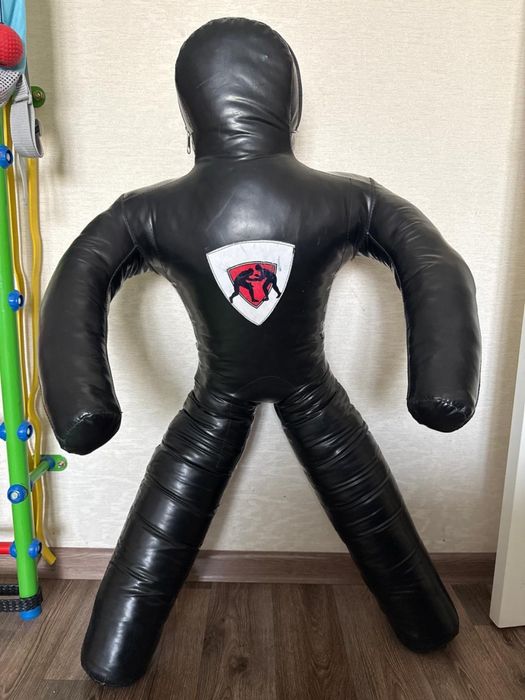 Манекен борцовский