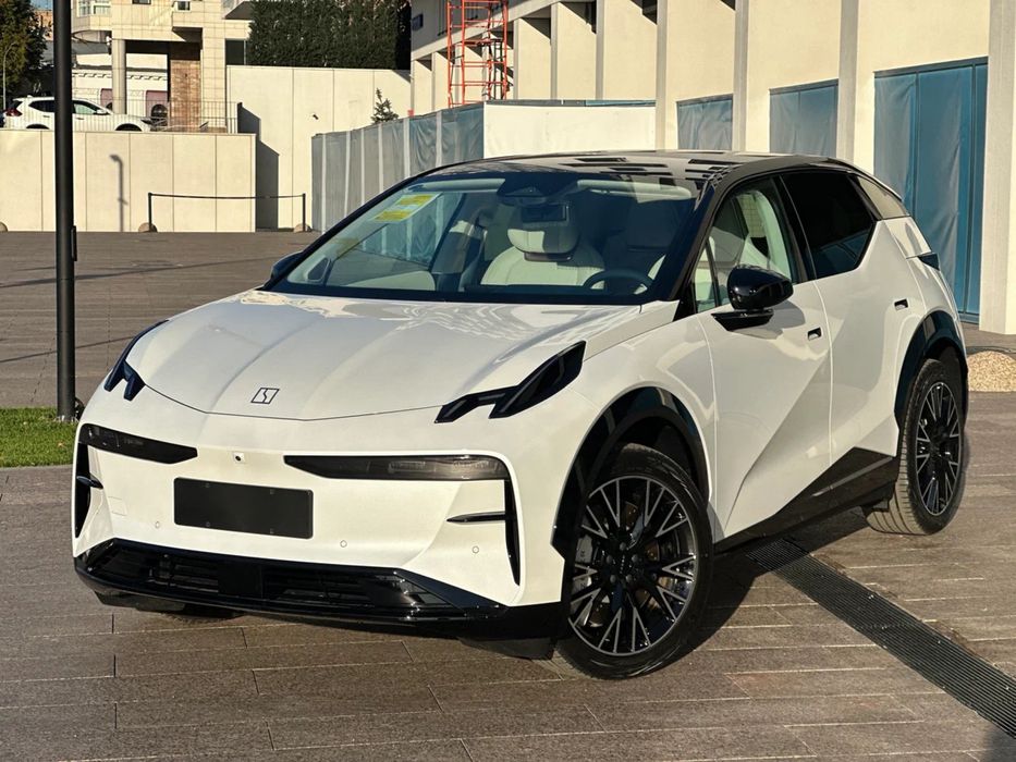 Продам Zeekr X Full option 2024. Официальная