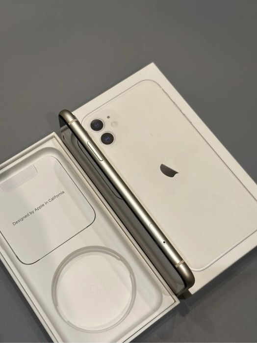 iphone 11 в идеальном состояний 83% акб