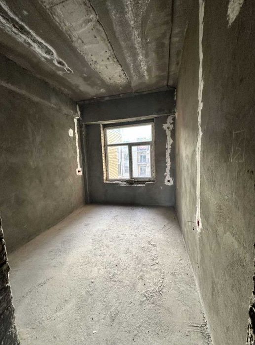 Продается 4-х Комнатная 7-Этаж/9 новостройка Пойтахт.