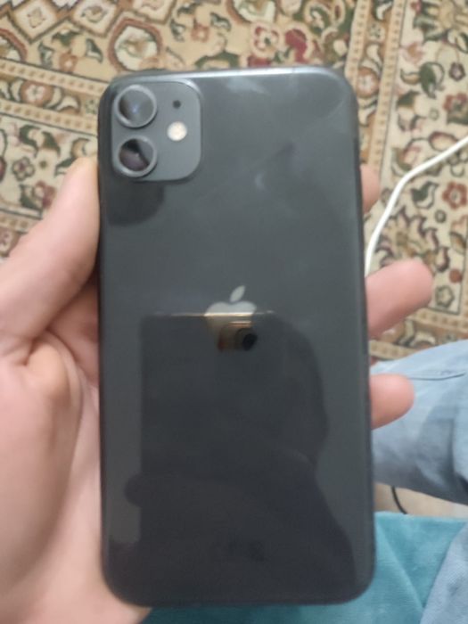 Iphone 11 в хорошем состоянии