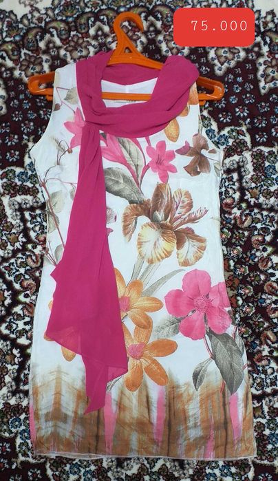 Женская одежда, платье