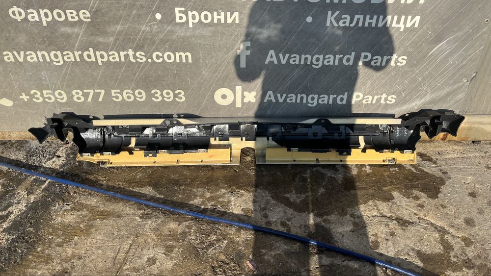 Лайстна задна броня Mercedes Vito