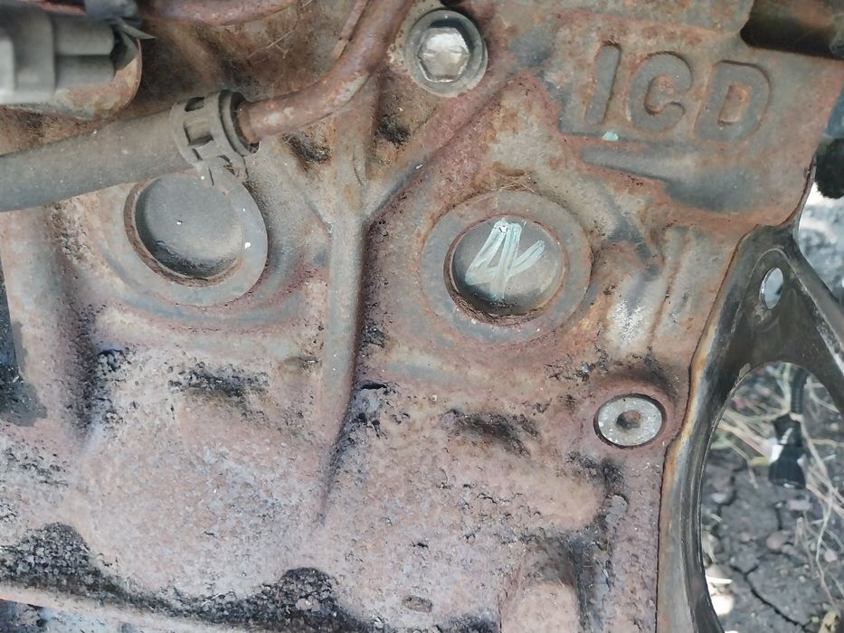 Продавам на части двигател за Toyota 2.0 d4d 116k.c 1CD Toyota/Тойота