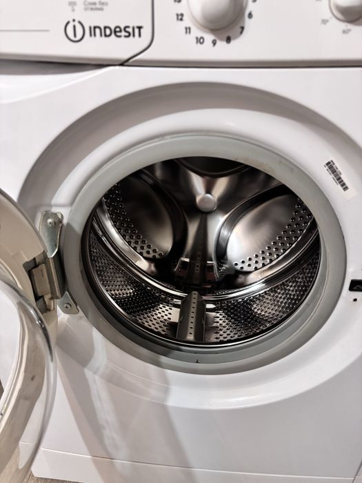 Стиральная машина Indesit