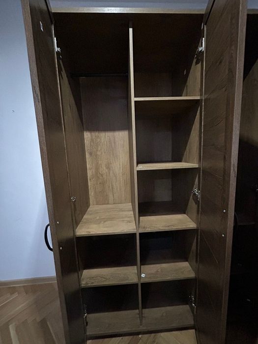 Гардероби, закупени от Юск - 3 бр., с размери - 200/125/50