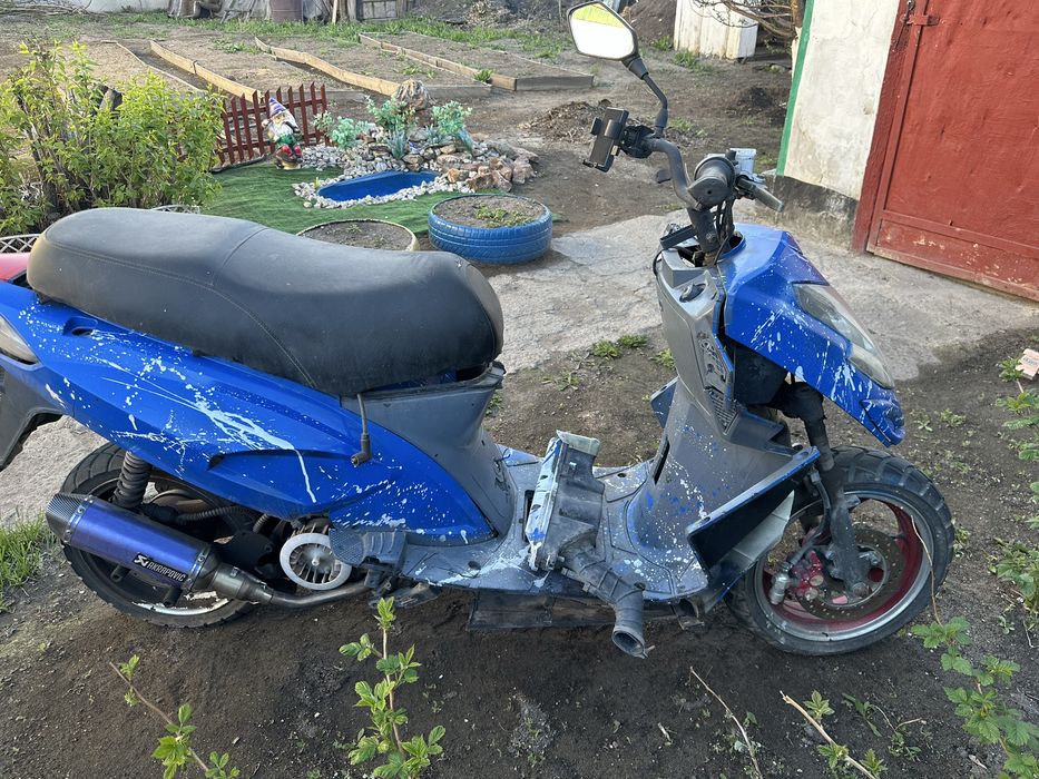 Продам мотор в среднем состоянии