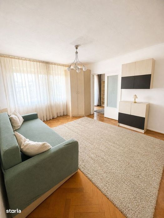 2 camere de vânzare – Zona Șagului, Piata Doina.