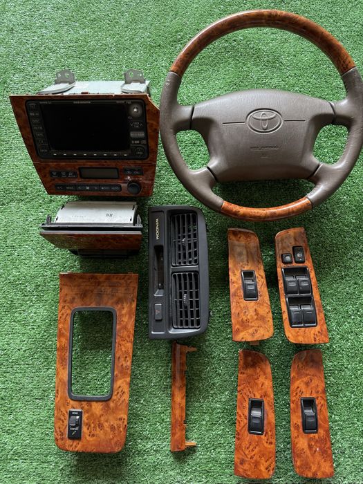 Консоль сбореToyota Windom 20.21 COACH