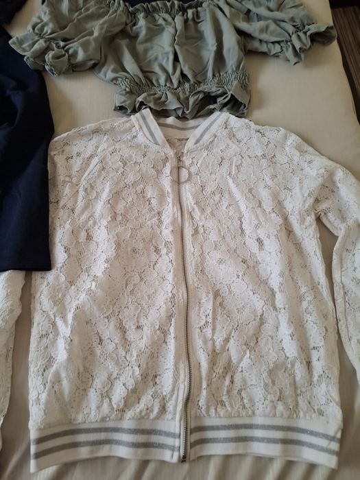 Лот дамски дрехи