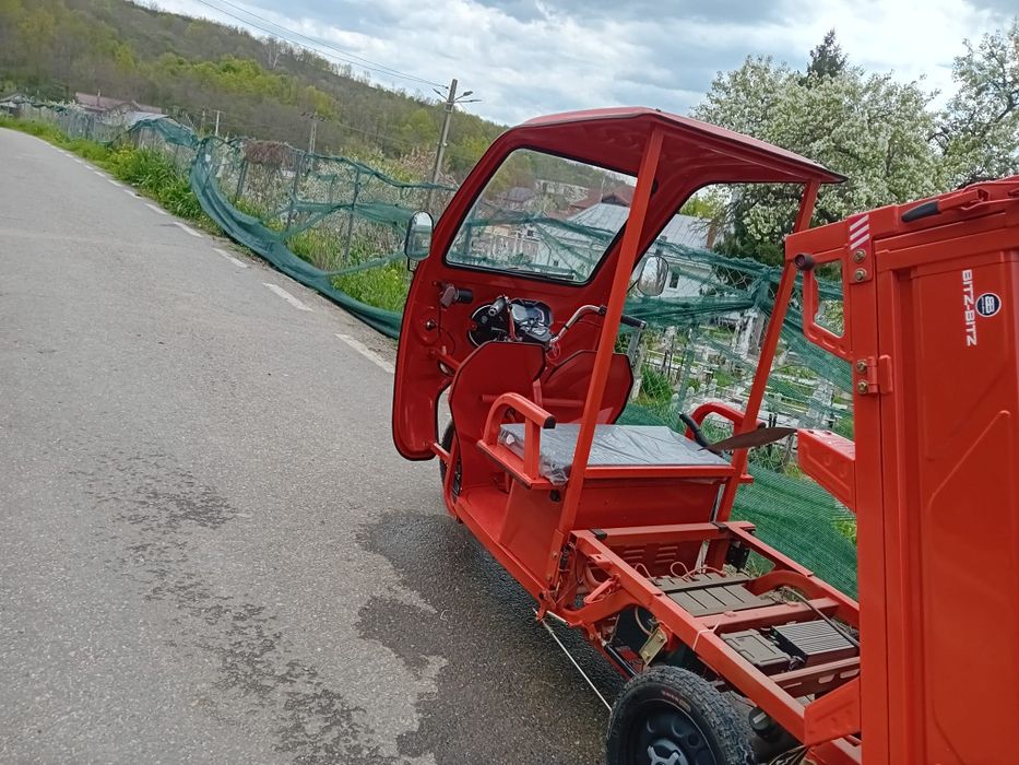 Triciclu electric Zonsen