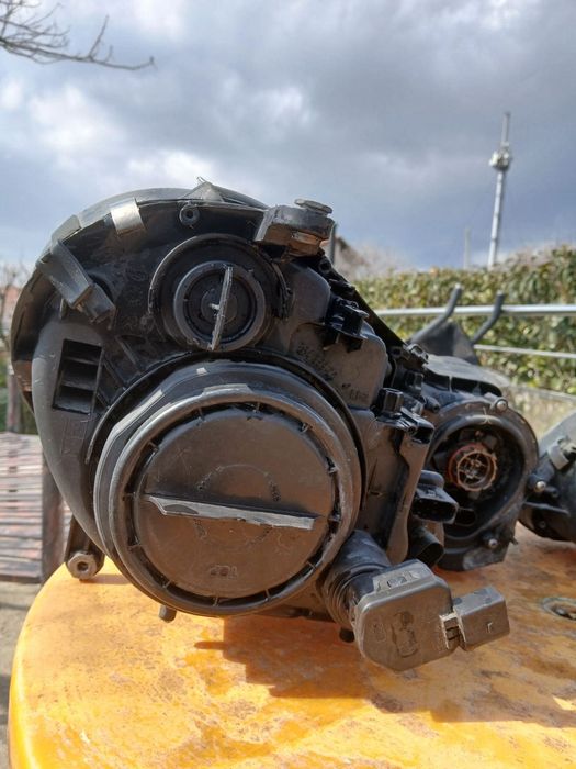 Фарове за Мерцедес е класа W211