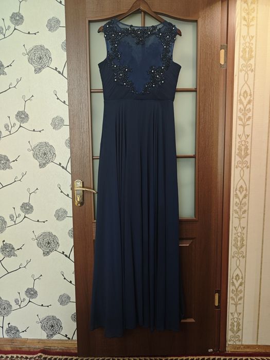 Продается вечернее платье