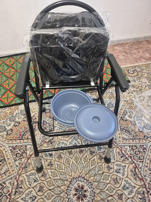 Продам переносной кресло туалет