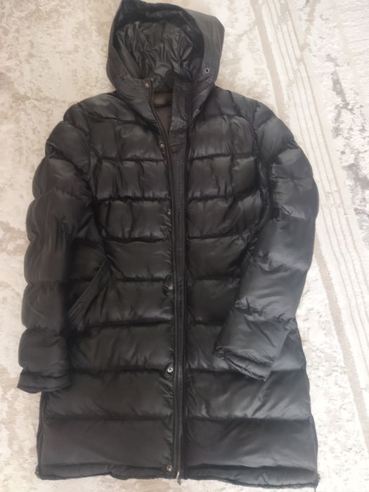 Продам куртки на подростка.