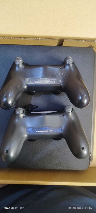 Playstation 4 slim