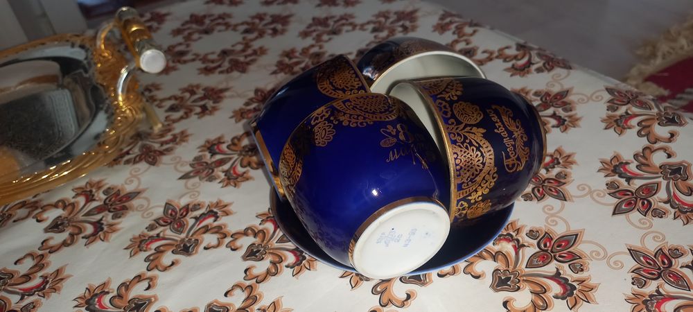Жер стол сатылады стакандар сатылады .