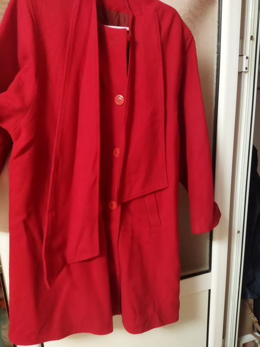 Дамско палто тип перелина