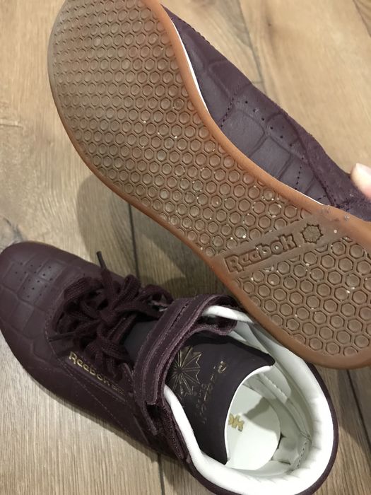 Дамски кецове рийбок