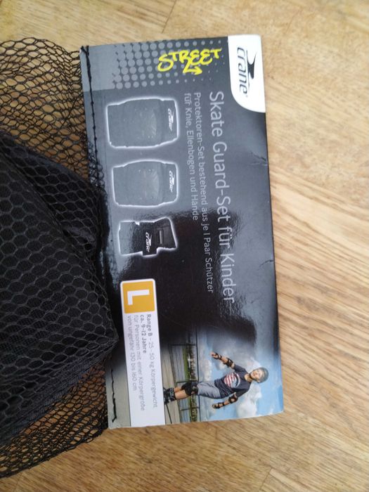 Ролери  EU42 + протектори L