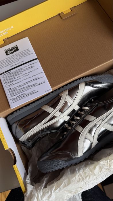 Продам абсолютно новые Onitsuka Tiger Mexico 66 SD