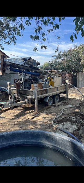 Foram puturi foraj fantani forat adancime mare mecanizat foreza