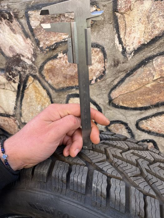 Зимни гуми KORMORAN 215/50 R17