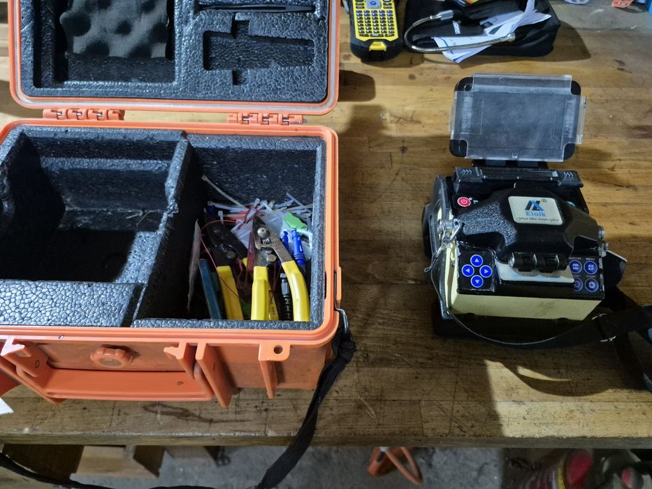 Vand aparat sudura fibra  optica eloik  3000 ron