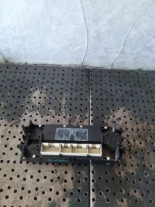 Panou comanda clima ac vw golf 4 1j