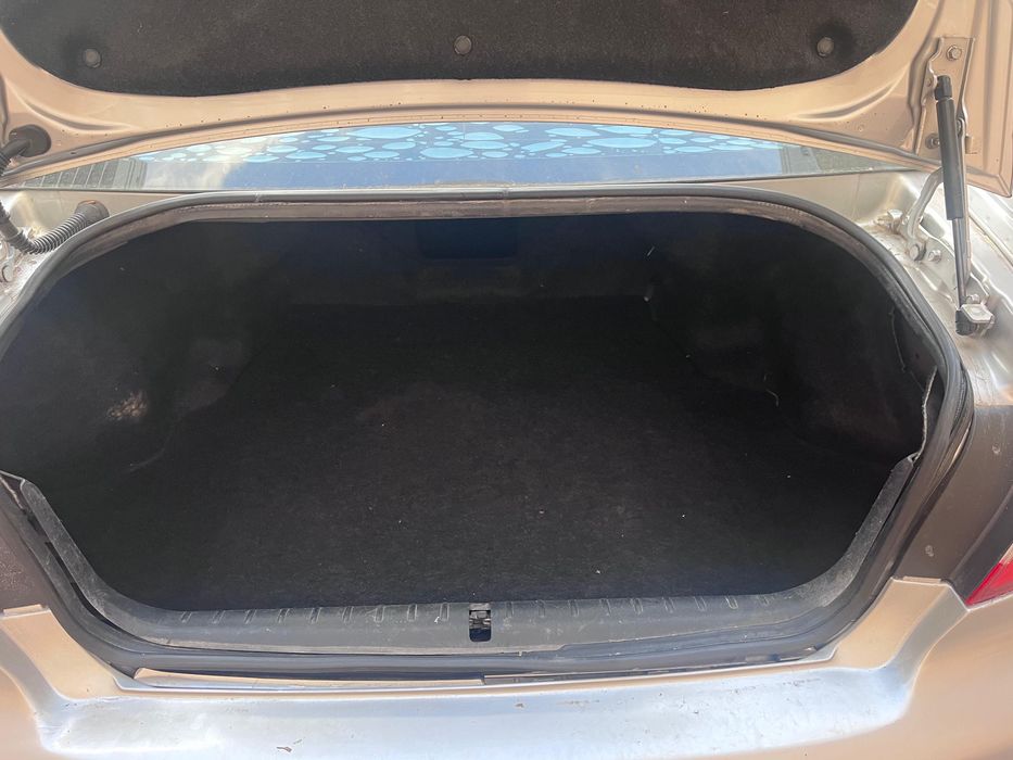 Mitsubishi Galant IX